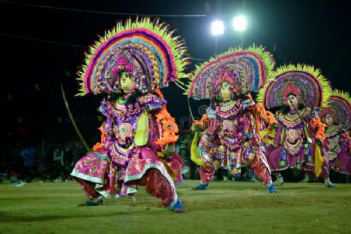 छउ आवरण की अनोखी कला छउ आवरण की अनोखी कला